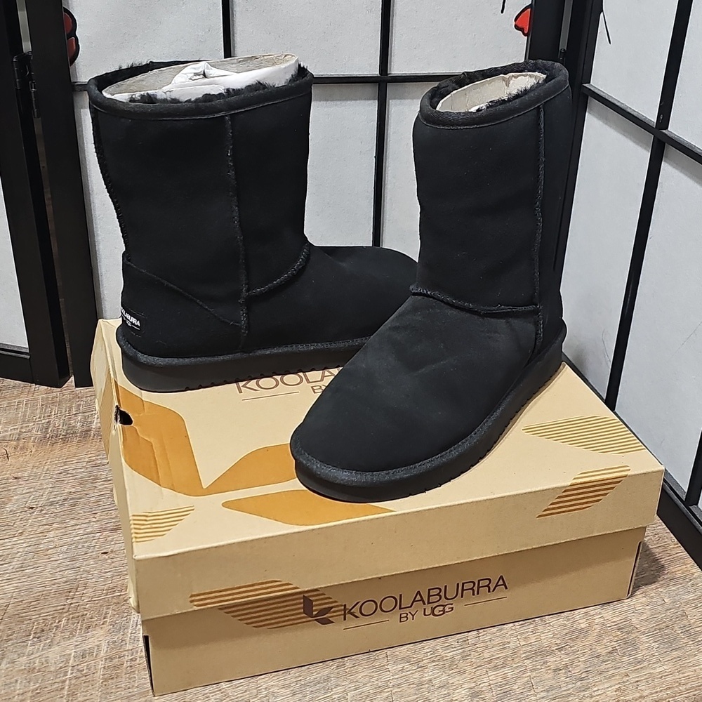UGG Koolaburra Short Black Ankle Boots Size 6 New